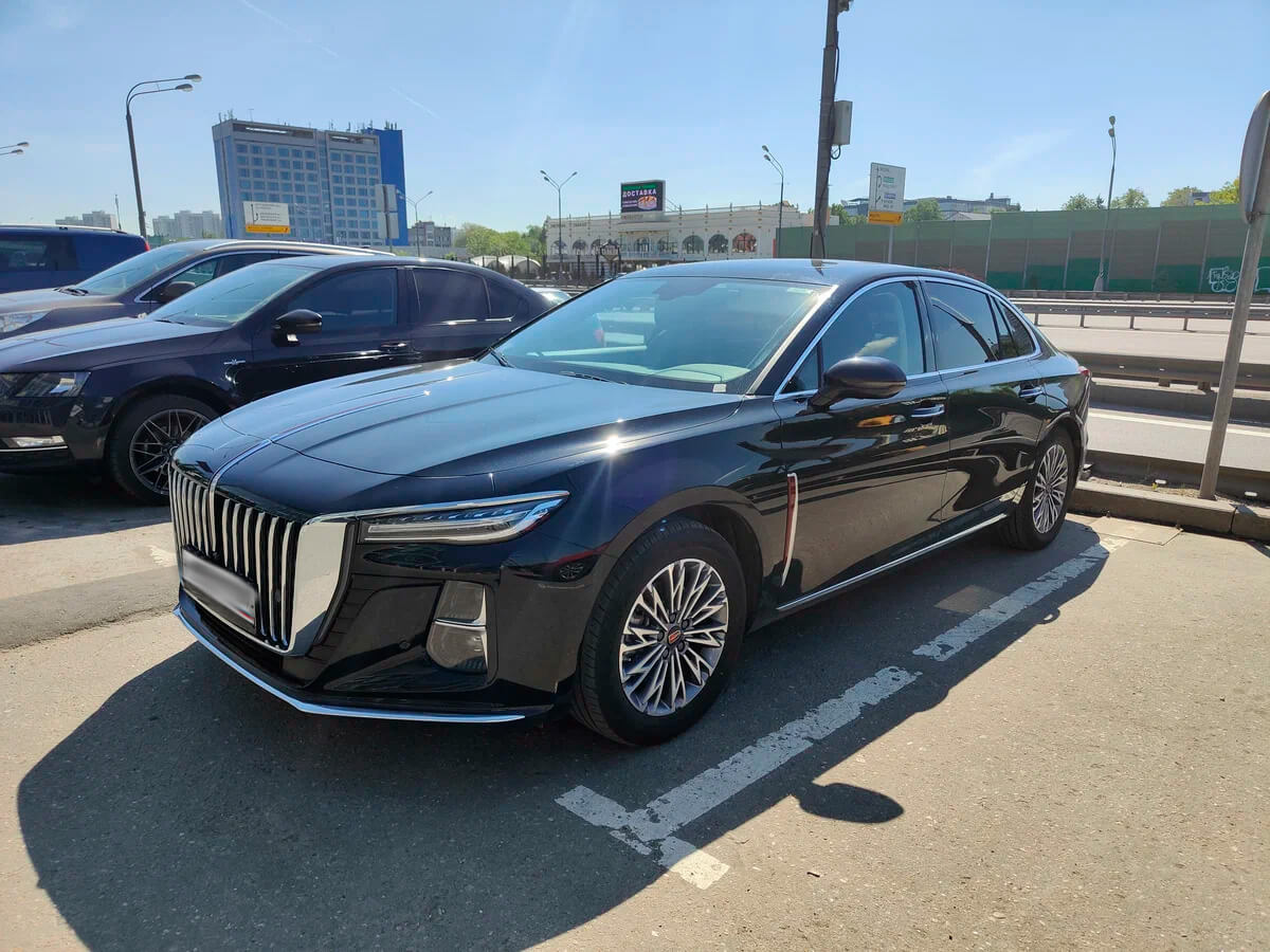 Hongqi H5 арендовать Hongqi H5 арендовать